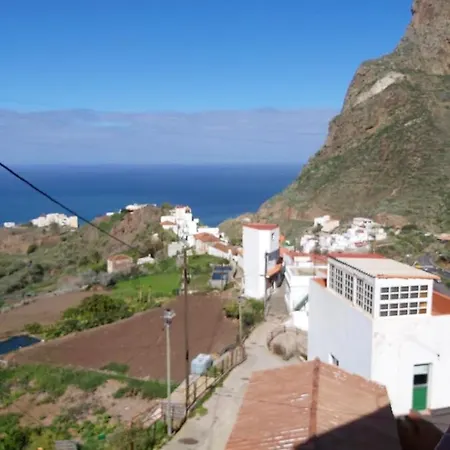Comfortable House In Cruz 130 M² With Sea And Mountain View *